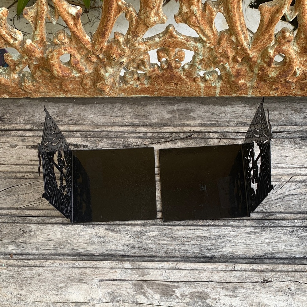 The Night Circus Cruel Illusions Margie Fuston Black Metal Bookends - Picture 4 of 9